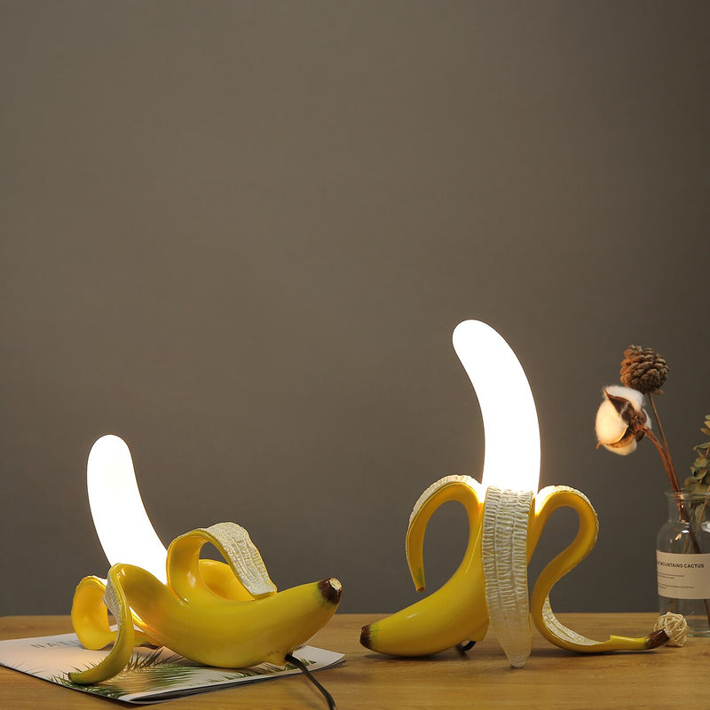 GlowNana – Bananenförmige Tischleuchte mit Art-Déco-Form und sanftem Umgebungslic
