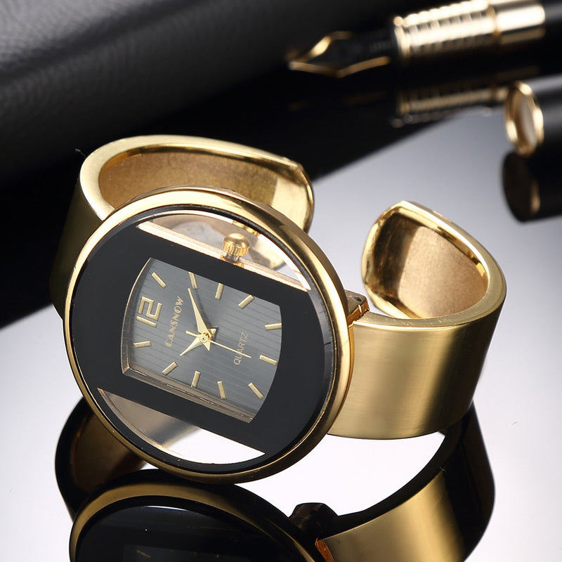 Michelle – Elegante Uhr mit rundem Zifferblatt und Armband im Armbandstil