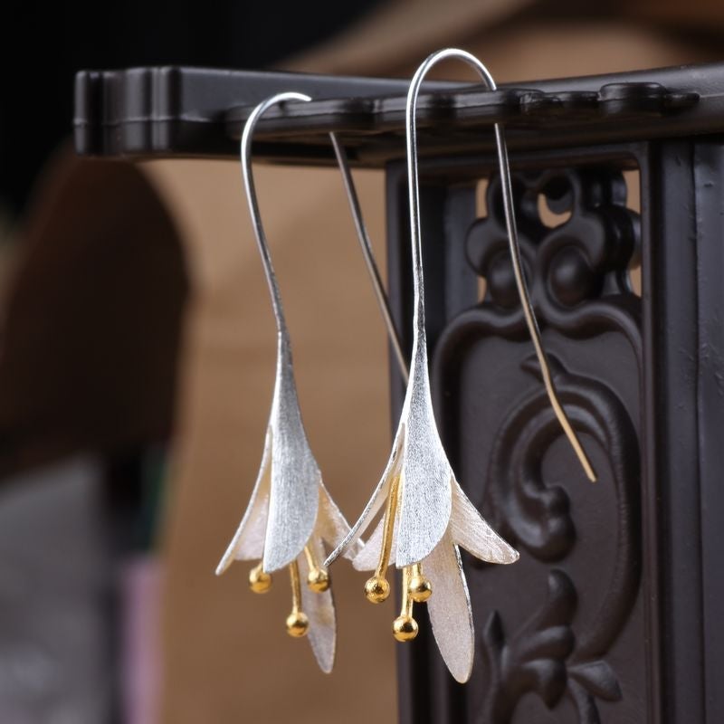 Marisa – Elegante Blumenohrringe mit schlankem und stilvollem Entwerfen