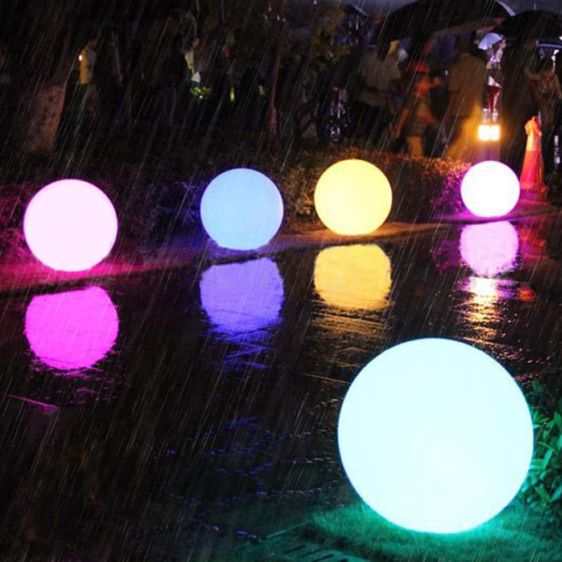 AquaGlow - Ferngesteuerte schwimmende Pool Beleuchtung mit wasserdichten LED für den Innen und Außenbereich