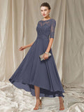 Paula – Elegantes Rundhalskleid mit kurzen Ärmeln für einen luxuriösen Look