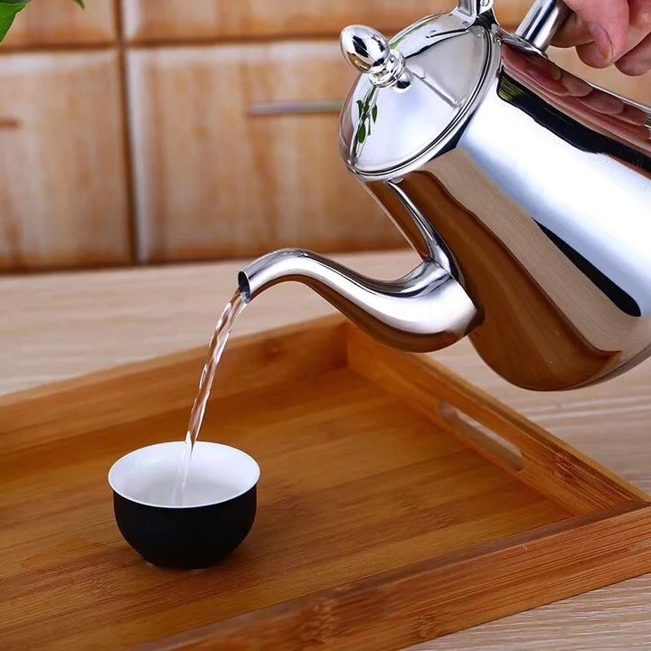 Boilberry – Wasserkocher im Retro-Stil mit integriertem Teefilter und induktionsgeeignetem Boden