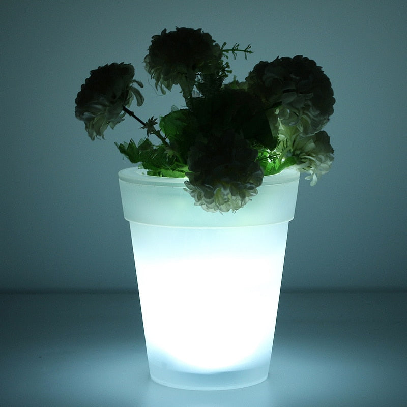 PotGlow – Nachhaltiger Blumentopf mit Solar LED Beleuchtung für zauberhaftes Ambiente