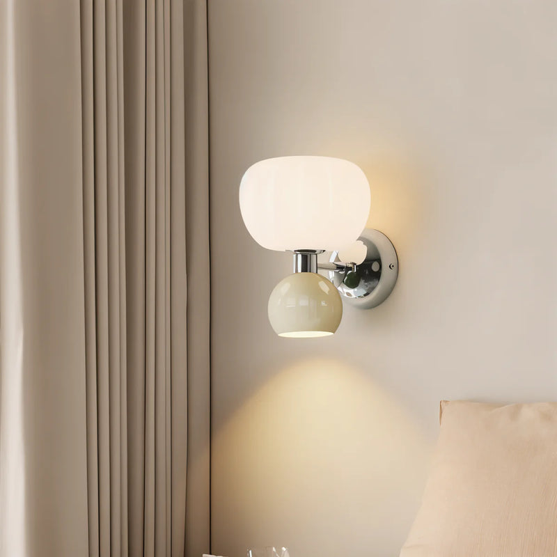 GlowGourd – Sanft leuchtende Kürbis-Wandlampe mit kabellosem Design und stimmungsvollem LED-Licht