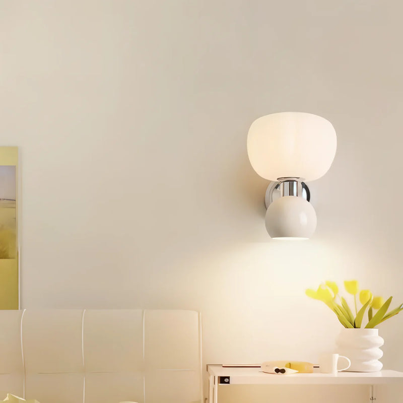 GlowGourd – Sanft leuchtende Kürbis-Wandlampe mit kabellosem Design und stimmungsvollem LED-Licht