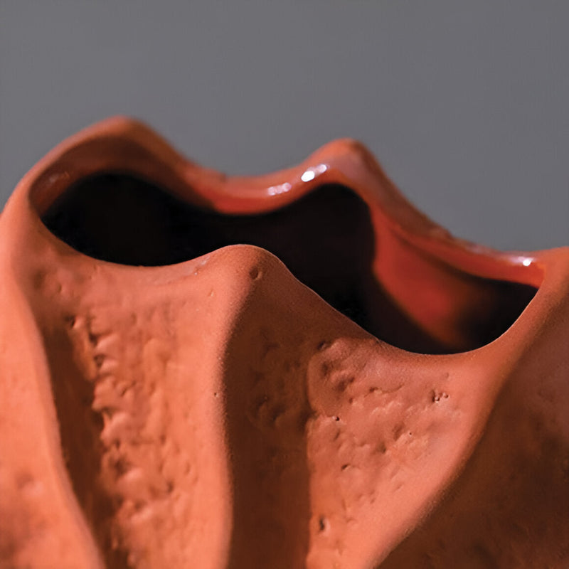 SculptaVase – Geometrische Plisseevase für Blumenarrangements und Wohndekor