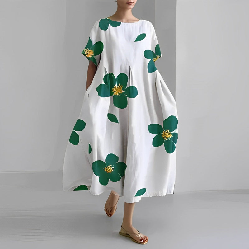 Wirka - Bedrucktes Kleid mit Rundhalsausschnitt und kurzen Ärmeln