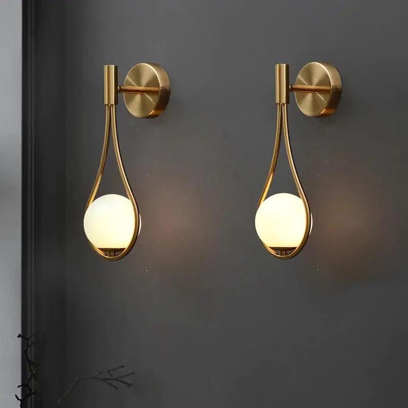 LumiGlow –Minimalistische Wandleuchte in eleganter Tropfenform