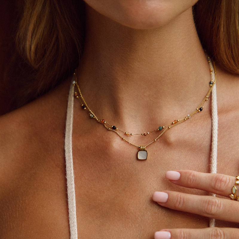 Thekla – Modische Perlenkette für mühelosen und luxuriösen Look