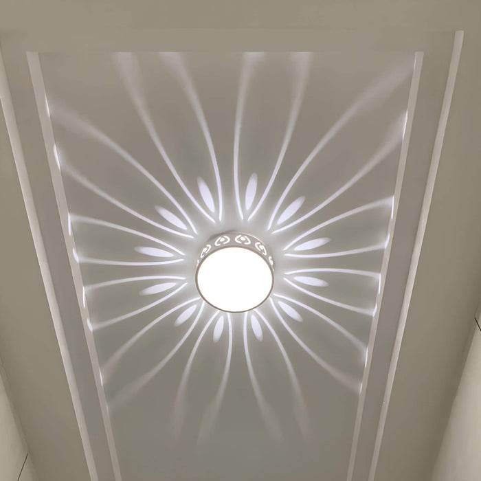 LumaGlow – LED Deckenleuchte mit sanfter Lichtprojektion und eleganten Mustern