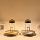 LumoWave – LED Tischleuchte mit Gestensteuerung und wiederaufladbarem Entwerfen