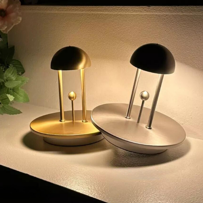 LumoWave – LED Tischleuchte mit Gestensteuerung und wiederaufladbarem Entwerfen