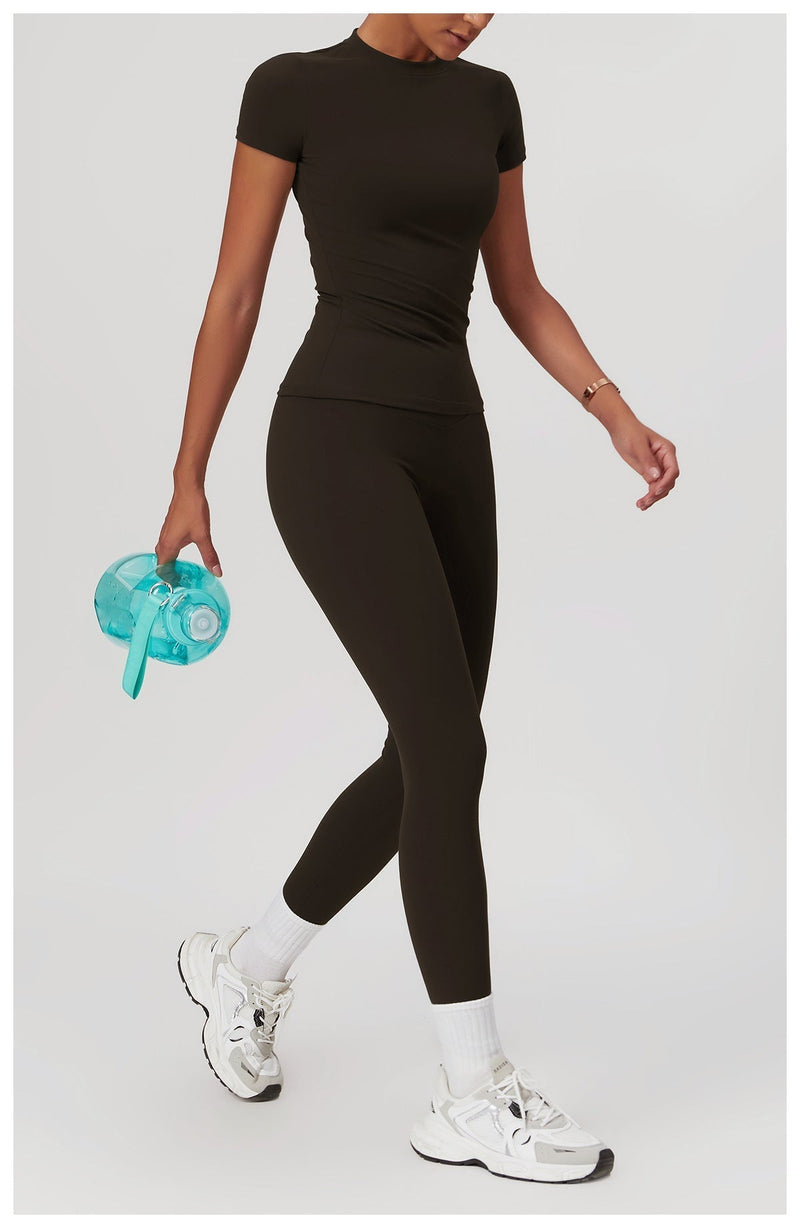 Nova – Figurbetontes Kurzarm-Top-Set mit High-Rise-Leggings