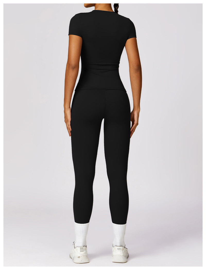 Nova – Figurbetontes Kurzarm-Top-Set mit High-Rise-Leggings