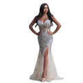 Celeste – Elegantes funkelndes Kleid mit tiefem V-Ausschnitt und hohem Schlitz