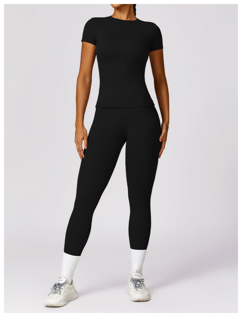 Nova – Figurbetontes Kurzarm-Top-Set mit High-Rise-Leggings