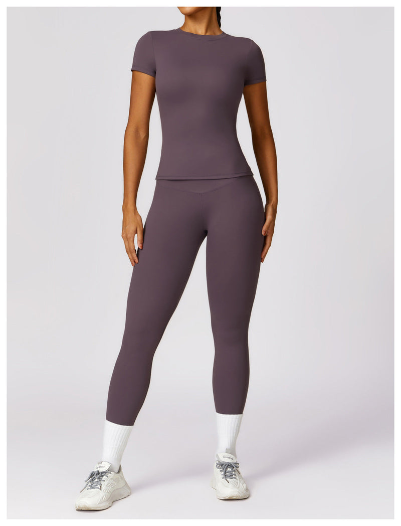 Nova – Figurbetontes Kurzarm-Top-Set mit High-Rise-Leggings