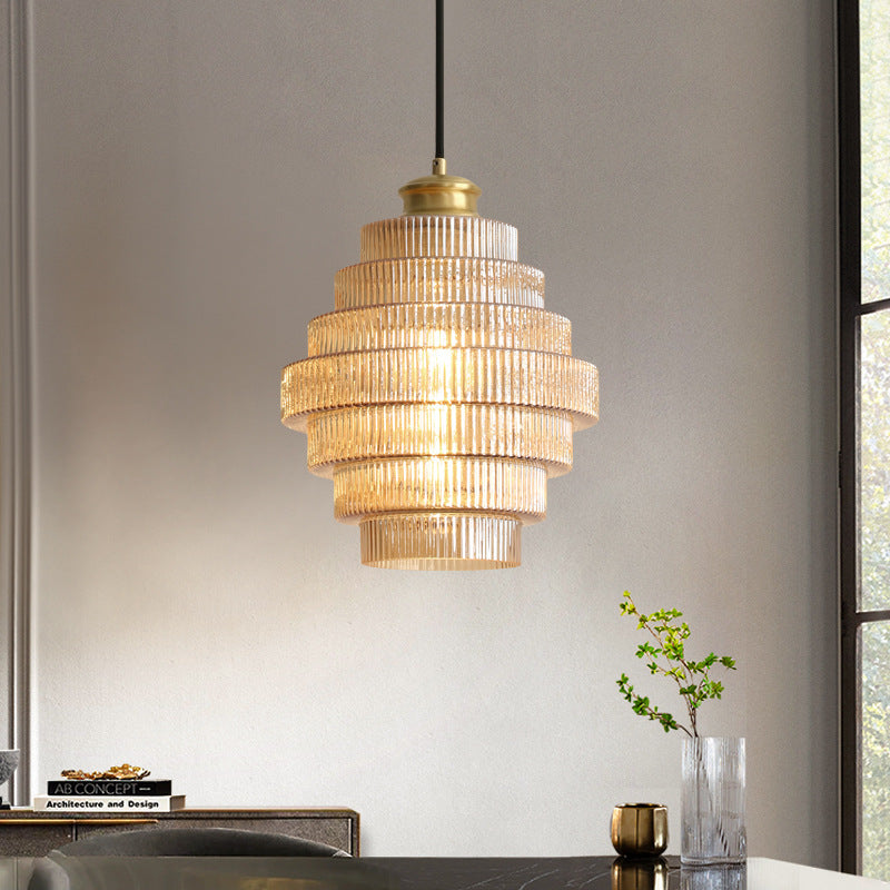 LuxeHalo - Pendelleuchte mit elegantem Schirm und verstellbarer Hängekette