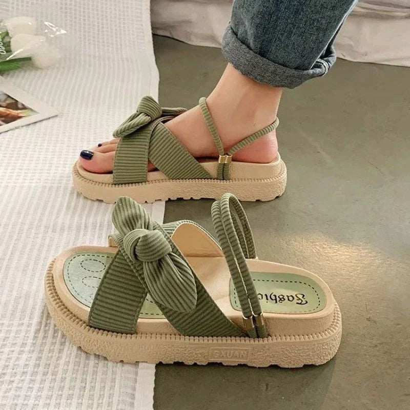Selesta – Offene Sandalen mit elegantem Design und gepolstertem Komfort