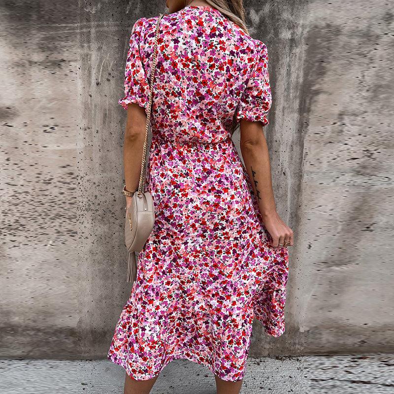Alina – Modisches V Ausschnitt Blumendruck Kleid mit kurzen Ärmeln und Seitenschlitz