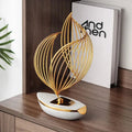 TideCurve – Modern Segelboot Skulptur für eine elegante Dekoration zu Hause