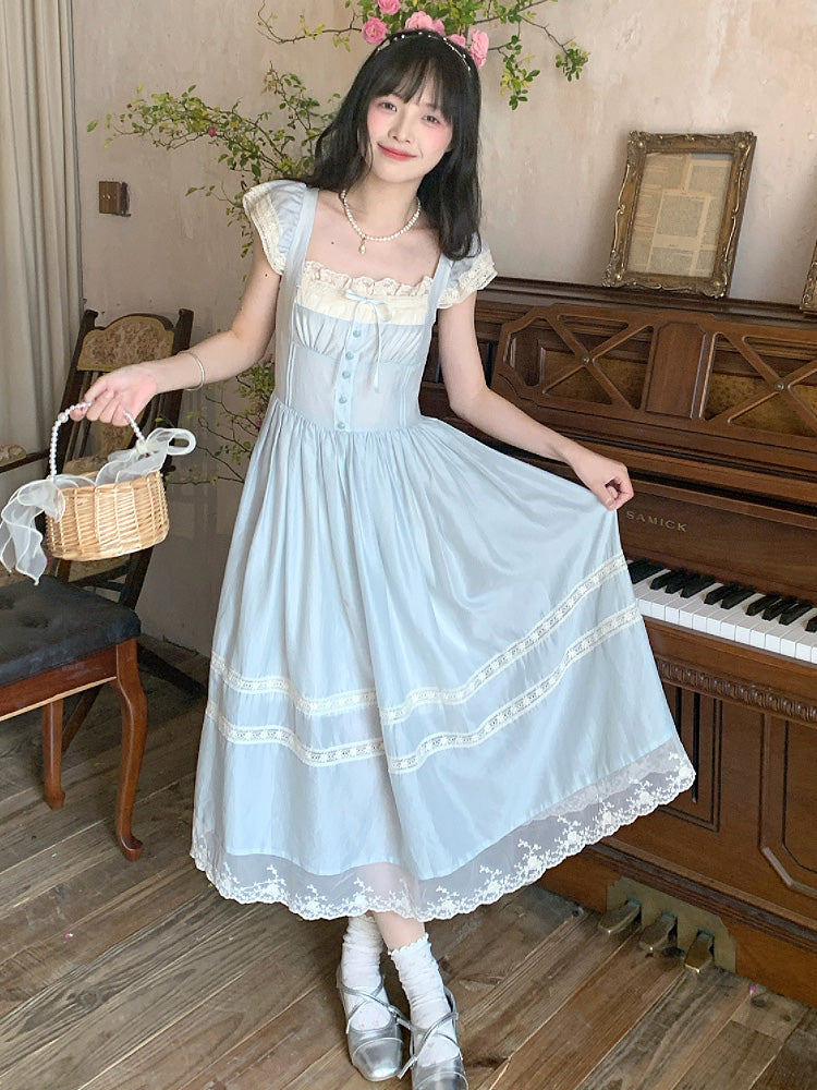 Amira – Vintage-inspiriertes Kleid mit plissiertem Saum und verstellbaren Trägern