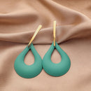 Amelie – Leichte Tropfenohrringe mit kunstvollem Entwerfen