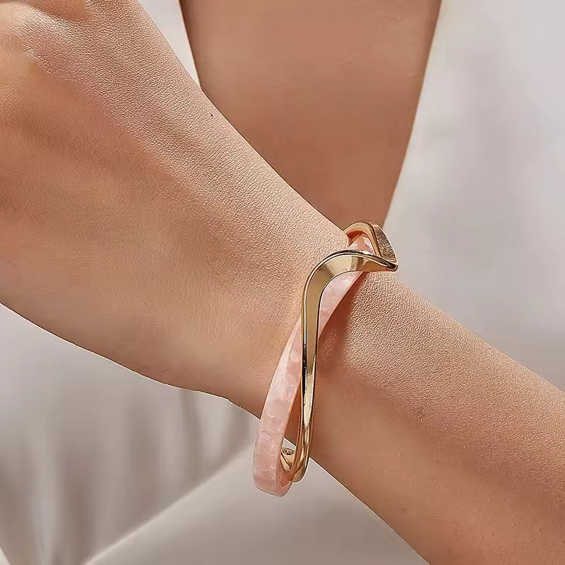 Bianca – Elegantes Armband mit Opal Mittelstück für einen luxuriösen Look