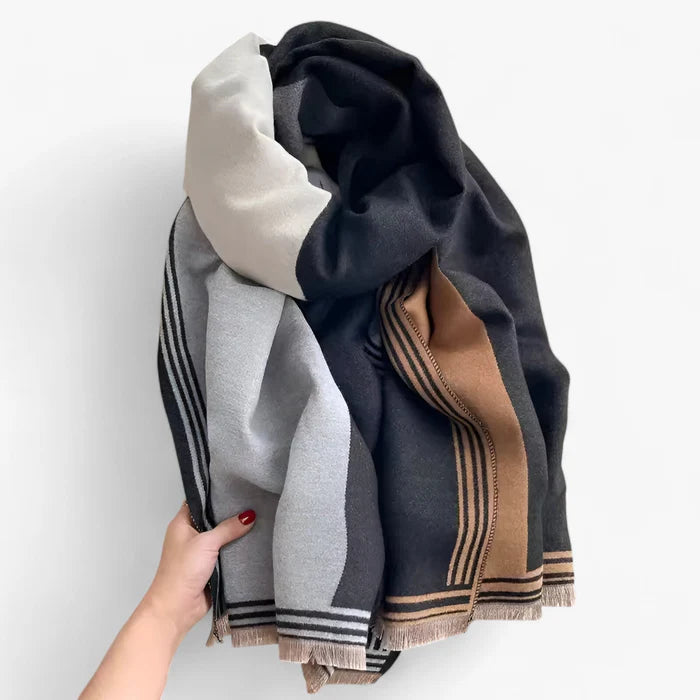 Antonia – Luxus Schal mit elegantem Druck für Komfort und Stil