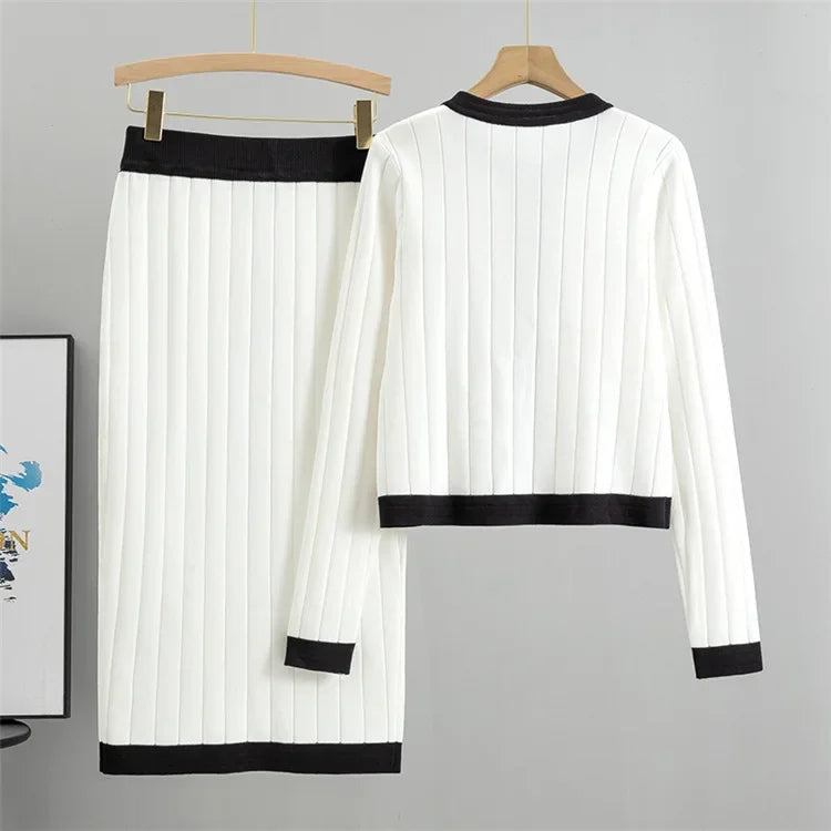 Freya - Langärmelig Pullover Mit Strick Rock Goldene Knöpfe Zweiteiliges Satz