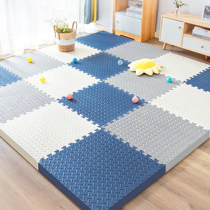 SafeNest - Dicke Kinderspielmatte mit ineinandergreifendem Gestaltung für sicheres und lustiges Spielen