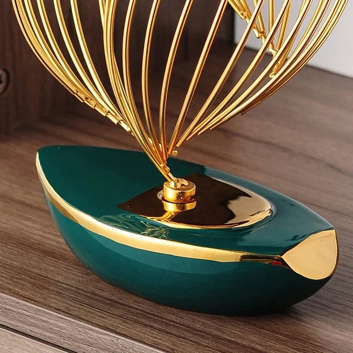 TideCurve – Modern Segelboot Skulptur für eine elegante Dekoration zu Hause