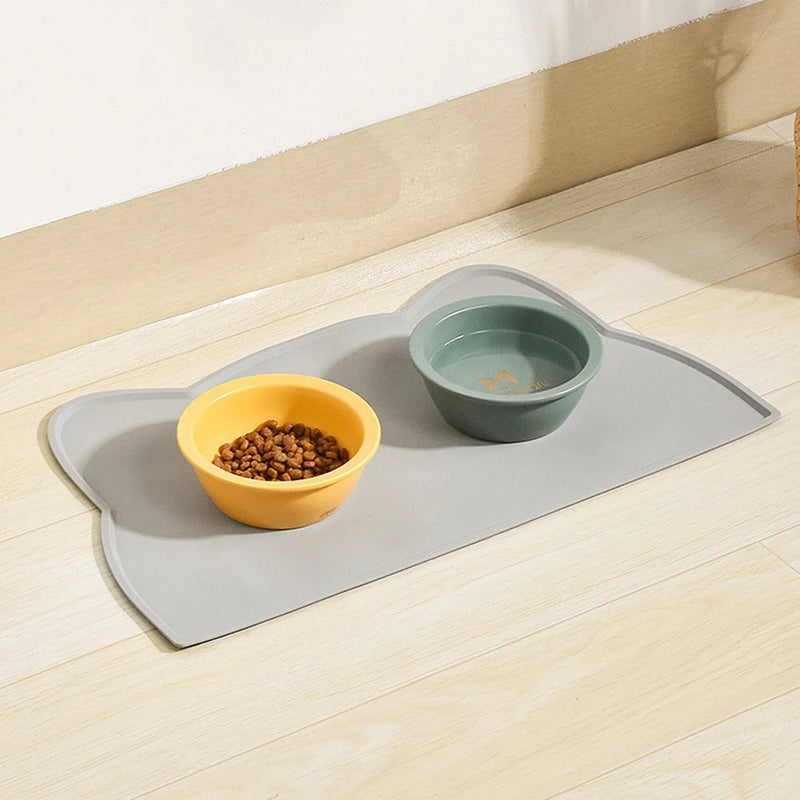 StayMat – Wasserdichtes rutschfestes Platzset für Haustiere mit stabiler Basis