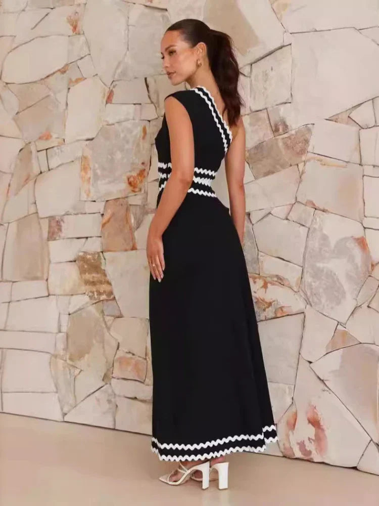 Alina - Lässiges One-Schulter-Midikleid mit Zickzack-Besatz design