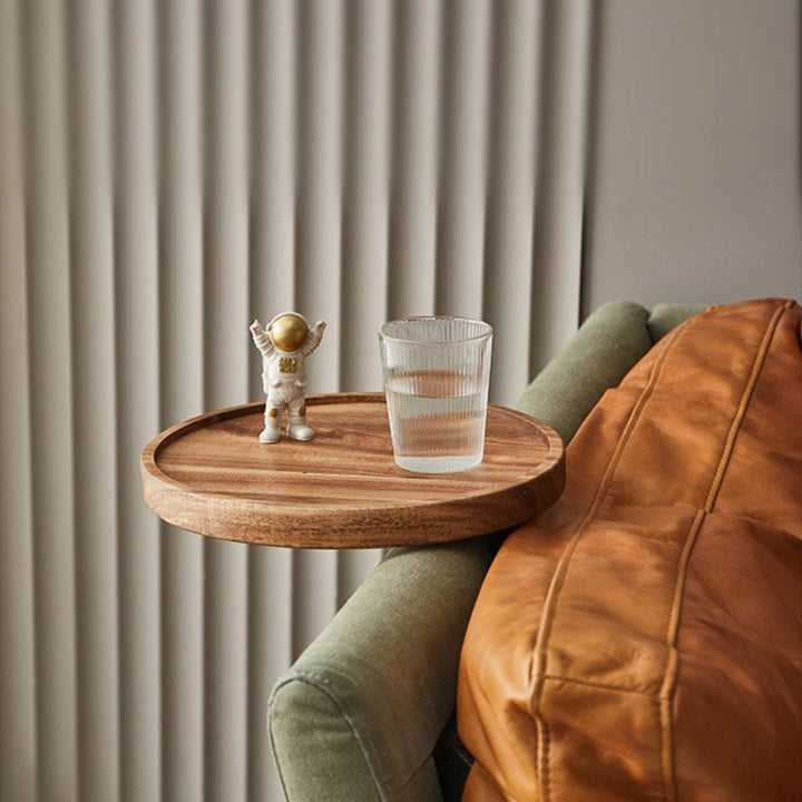ArmNest – Verstellbarer Sofa Armlehnen Tabletttisch mit Stauraum