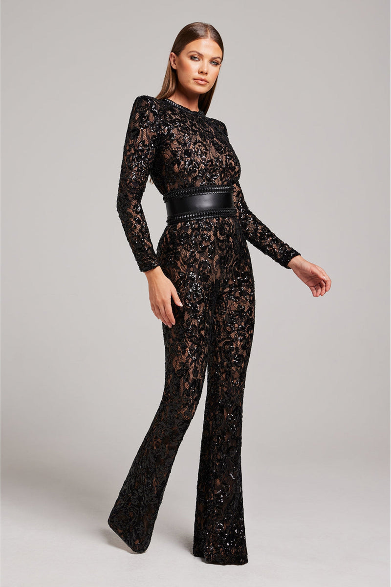 Doreen – Modischer Langarm Jumpsuit mit Rundhalsausschnitt und hohem Taillengürtel