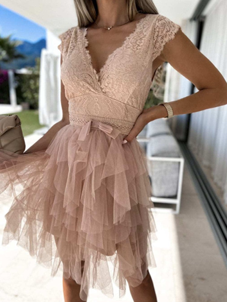 Ella – Lässiges ärmelloses V Ausschnitt Kleid mit Bindegürtel und rückenfreiem Entwerfen