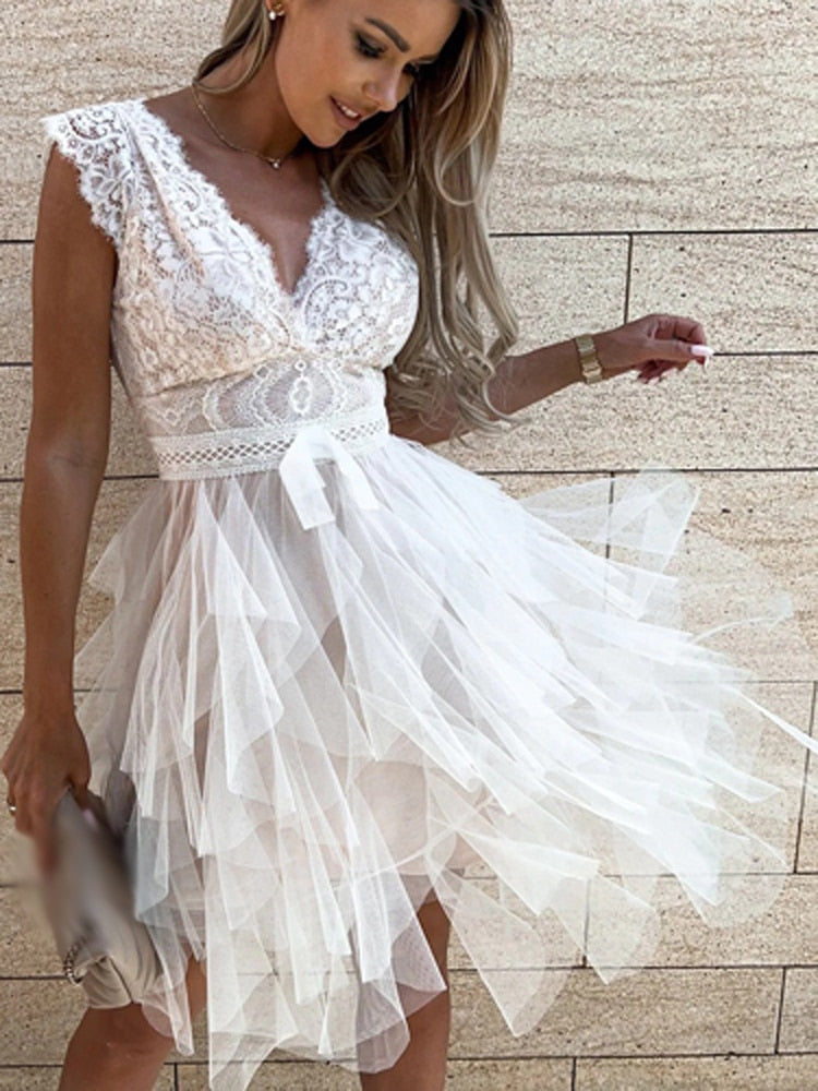Ella – Lässiges ärmelloses V Ausschnitt Kleid mit Bindegürtel und rückenfreiem Entwerfen