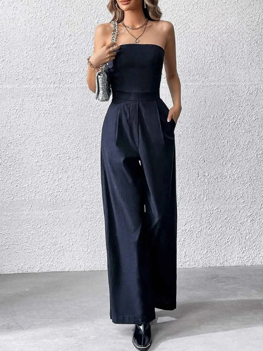 Clara - Modischer trägerloser Jumpsuit mit weitem Bein und Taschen