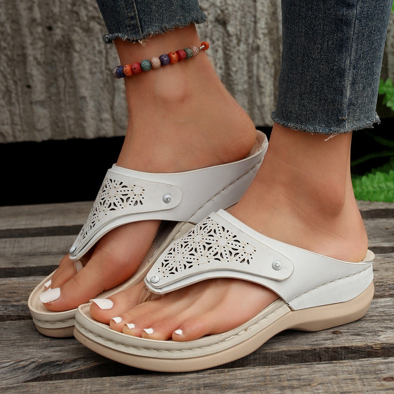 Aria – Flip-Flops mit weicher, gepolsterter Sohle und eleganten Riemen für den Sommeralltag