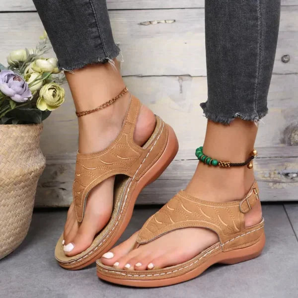 Talia - Rutschfest Schnalle  Runde Zehe  Flache Sandalen