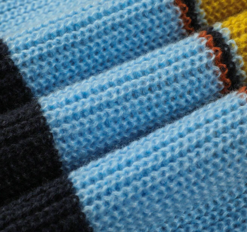 Claus - Langärmelige Gestreift Strickjacke Mit Schaltflächen