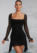 Alena – Modisches Langarm Minikleid im Schlanke Passform Entwerfen
