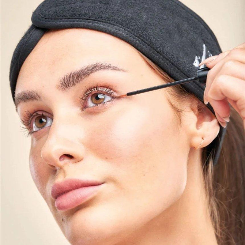 GlowBrow - Leistungsstarkes Wimpern und Augenbrauenwachstumsserum für ein volleres Aussehen