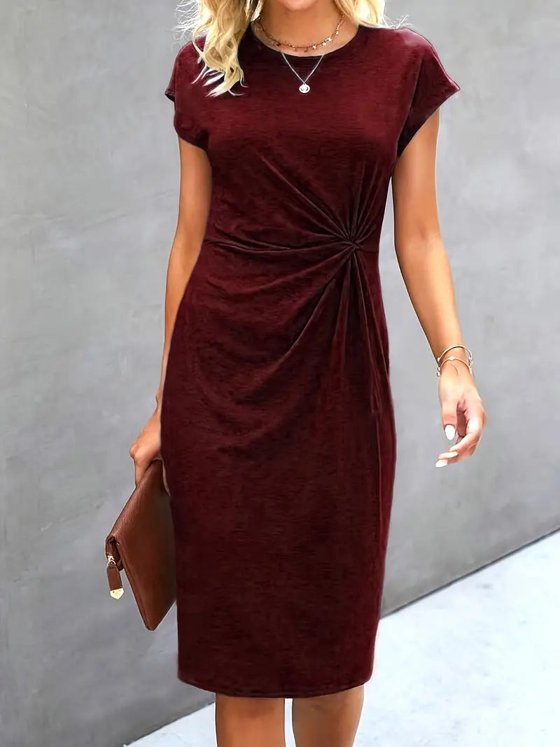 Simone - Stylisches figurbetontes Kleid mit Rundhalsausschnitt