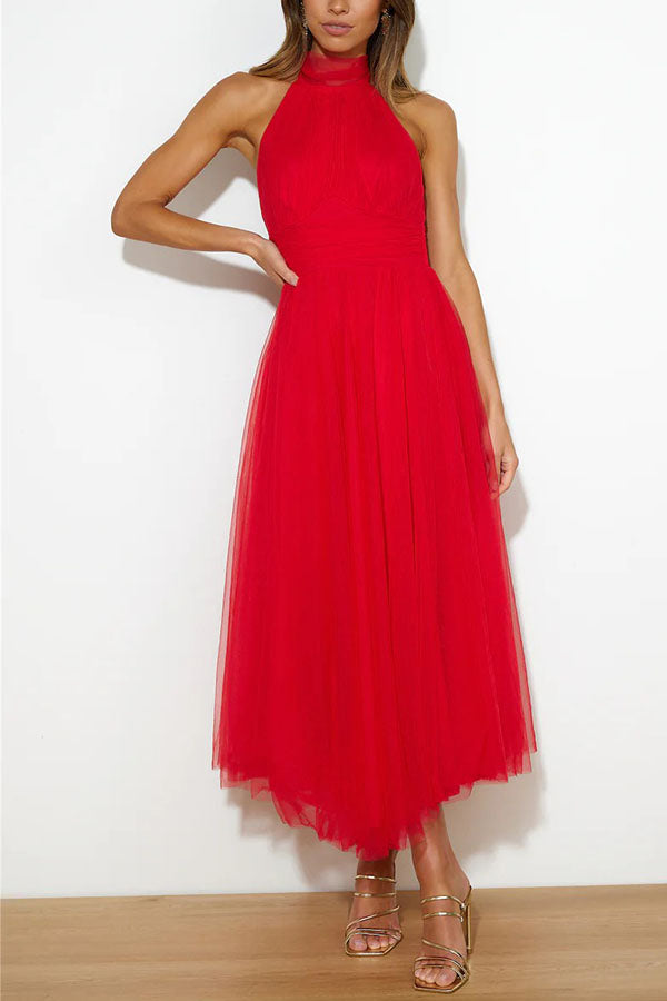 Emma – Stilvolles ärmelloses Kleid mit Neckholder für einen zeitlosen Look