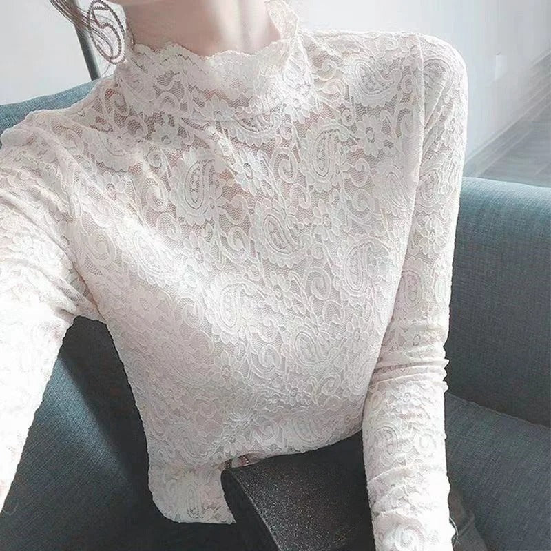 Britta - Elegantes schmal geschnittenes Rollkragen Spitzen Top mit langen Ärmeln