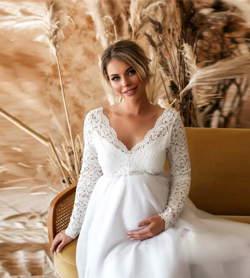 Clara – Weißes Maxi Umstandskleid für Damen mit stilvoller Passform
