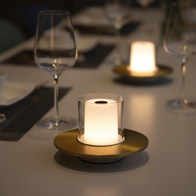 LumiGlow - Kabellose Leuchterlampe mit einstellbarer Helligkeit für den Innen und Außenbereich