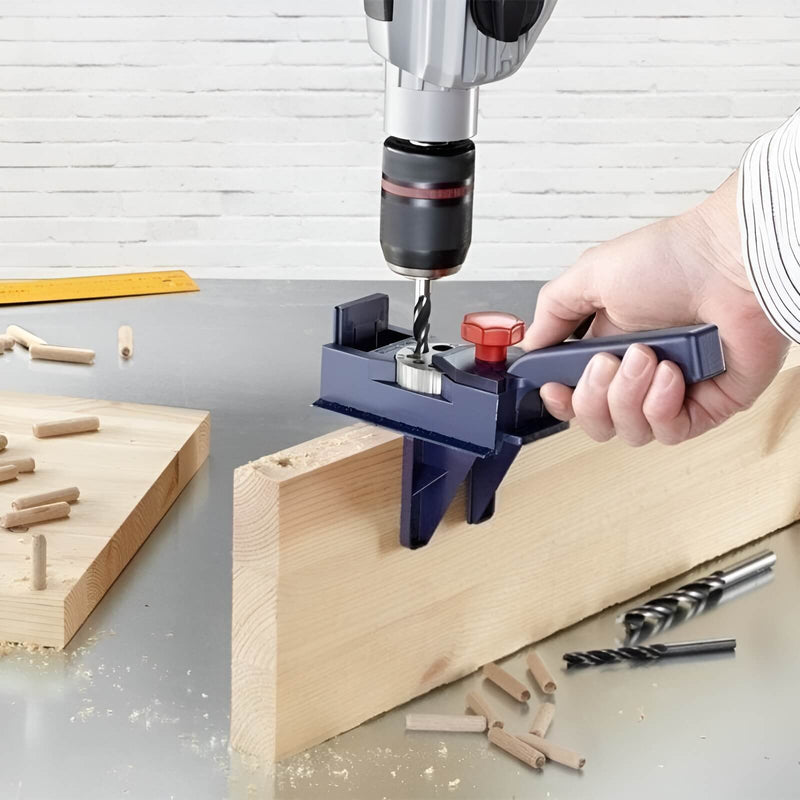 DrillMaster - Multifunktionale Dübelbohrerführung für präzises Ausrichten von Bohrungen